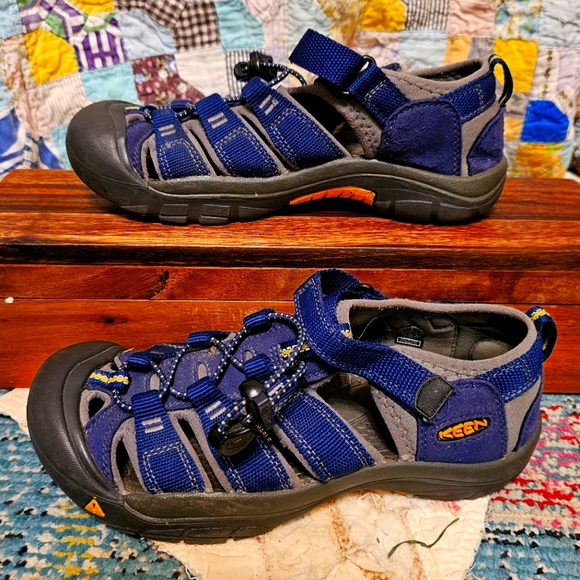 Sandales De Randonnée Enfant KEEN Newport H2 – Bleu – Taille 7 US (EU 39) – Imperméables